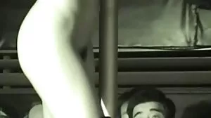 فيديو Doggystyle مع Gia Derza xnxx مخفي مثير من Hard X.