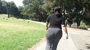 مشهد فاضح مع المحافظ هارلي جايد من برازرز سكس كوري مخفي