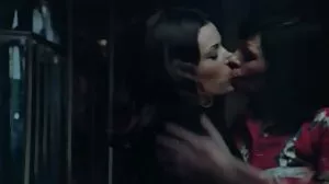 فيلم Pussy Licking مع مساج سحاق مخفي Qualin مغر من Clubseventeen