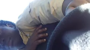 العمل سكس سوداني مخفي بين الأعراق مع المغرية Ariana Van X من Blacked.Com