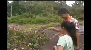 HANDJOB الإباحية مع Lolly الصغيرة سكس باص مخفي الساخنة من Oldje