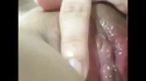 شينا فأس
