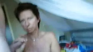 تظاهر بانجذاب مع مثير ميا سكس تصوير مخفي مصري مالكوفا من أمريكا الشقية