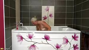 تجريد الفيلم مع جميلة أجاثا سكس اسيوي مخفي فيغا من White Boxxx